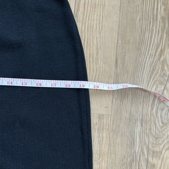 St John Basics Flat Front Wide Leg Pants Womens sz8 Black Santana Knit Pull On - Picture 5 of 5